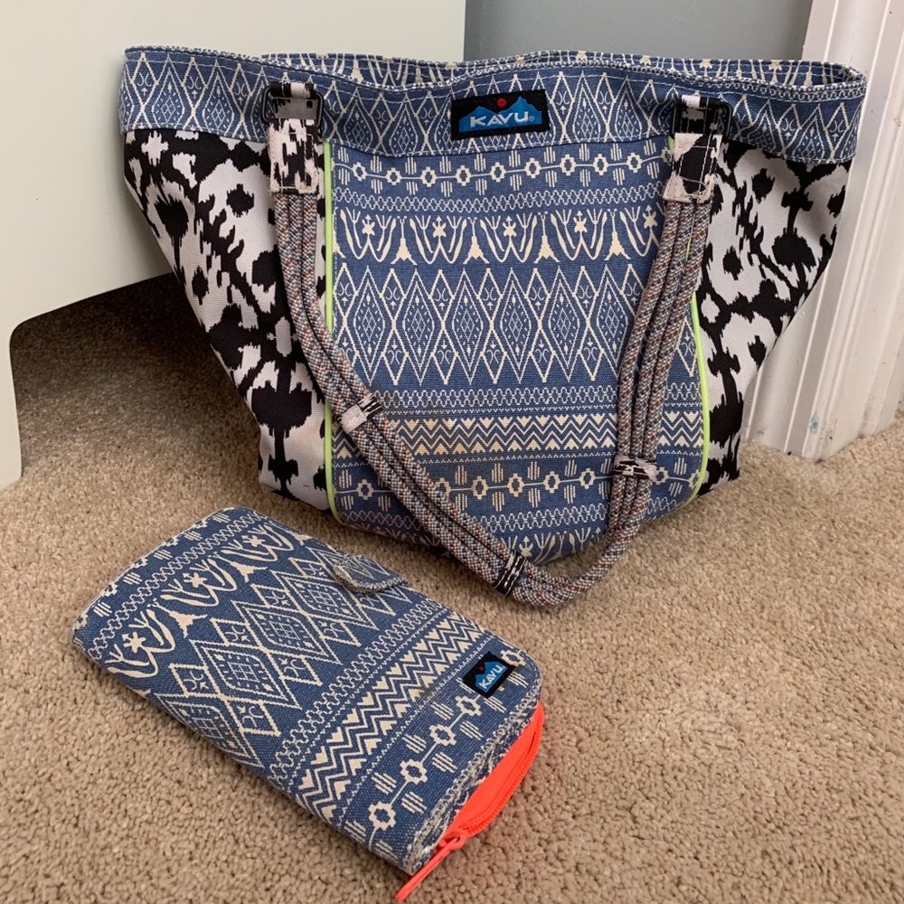 Kavu Bag and Wallet